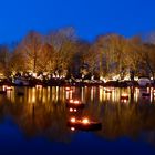 Der Lichter-Weihnachtsmarkt . . .