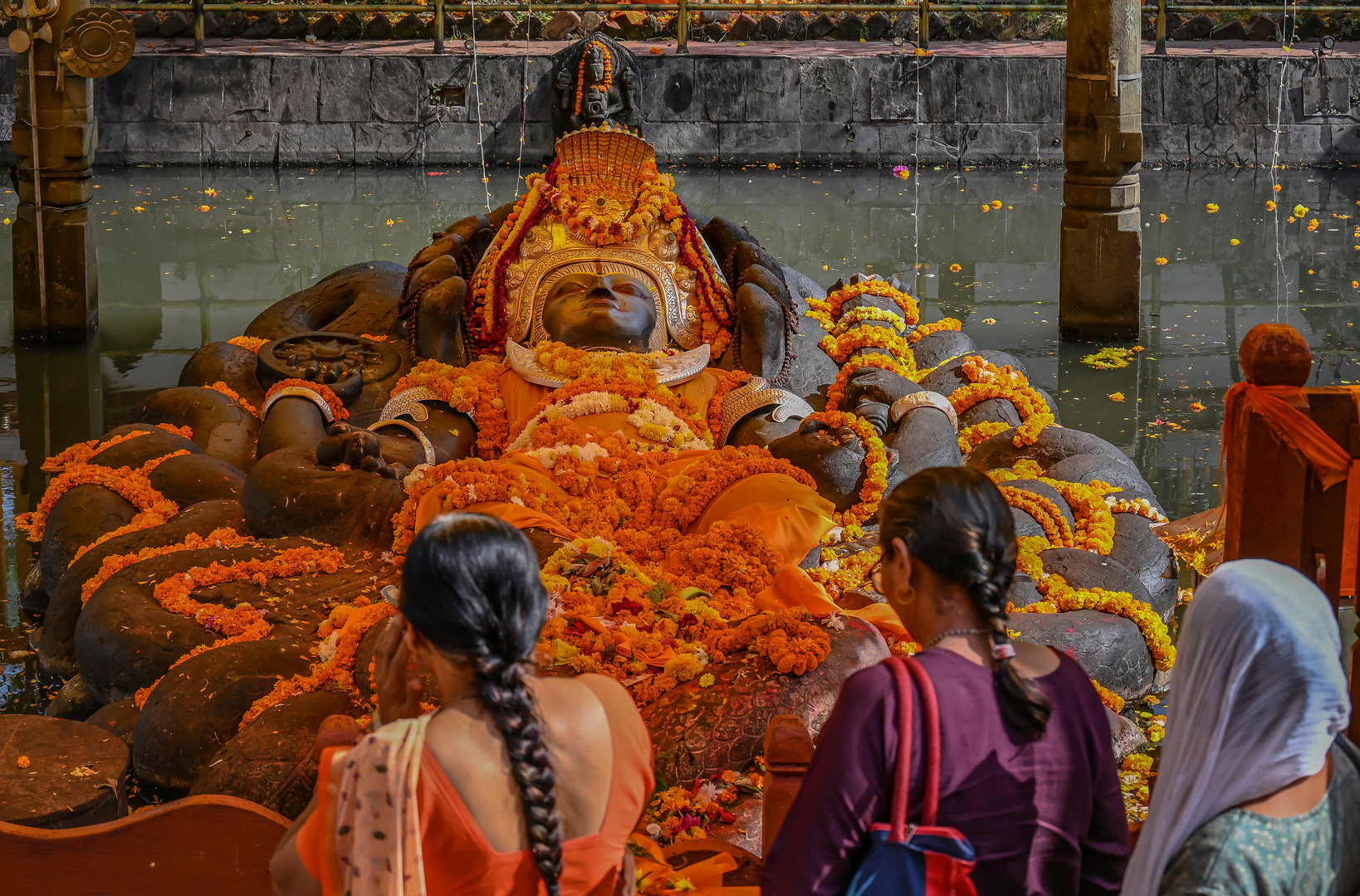 Der liegende Vishnu von Budhanilakantha