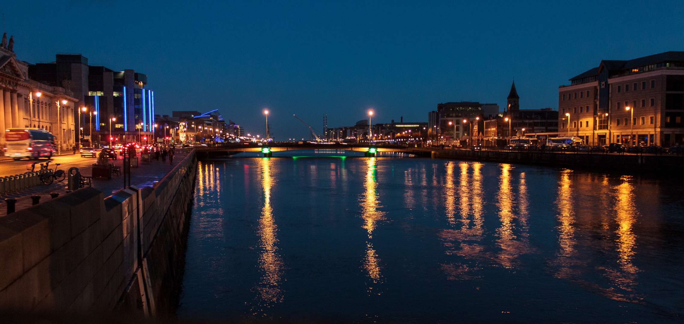 Der Liffey bei Nacht