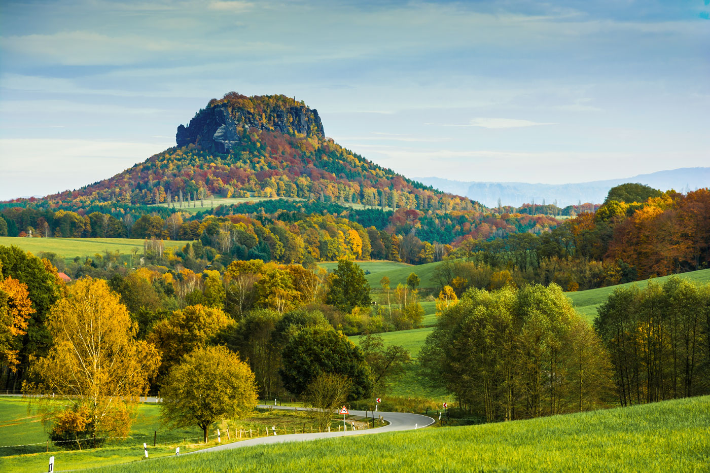 Der Lilienstein aus Richtung Struppen