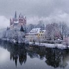 Der Limburger Dom im Schnee