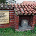 Der Lorscher Bienensegen beim Dom in Ratzeburg