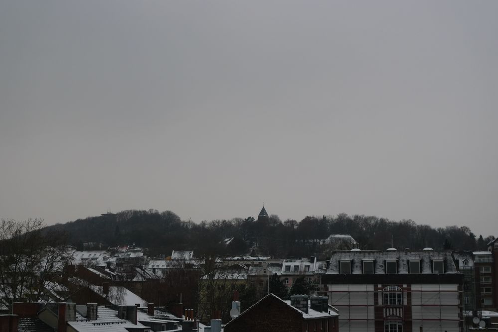 Der Lousberg an einem frühen Dezembermorgen