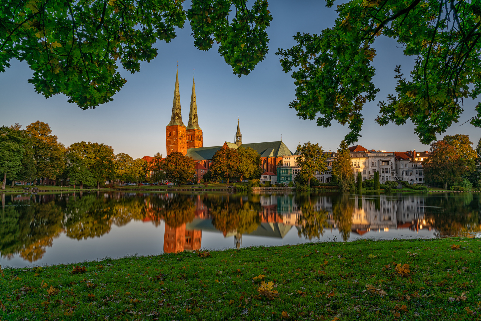 Der Lübecker Dom trägt einen Heiligenschein