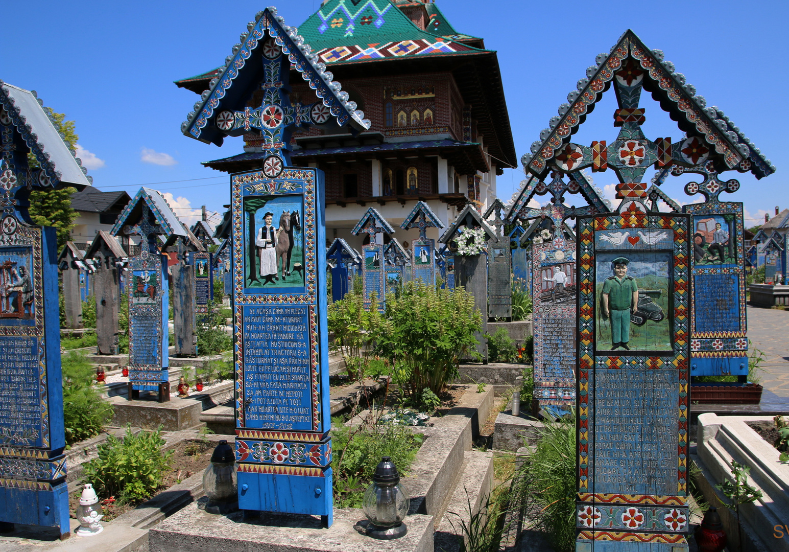 Der lustige Friedhof in Sapatna (Maramures)