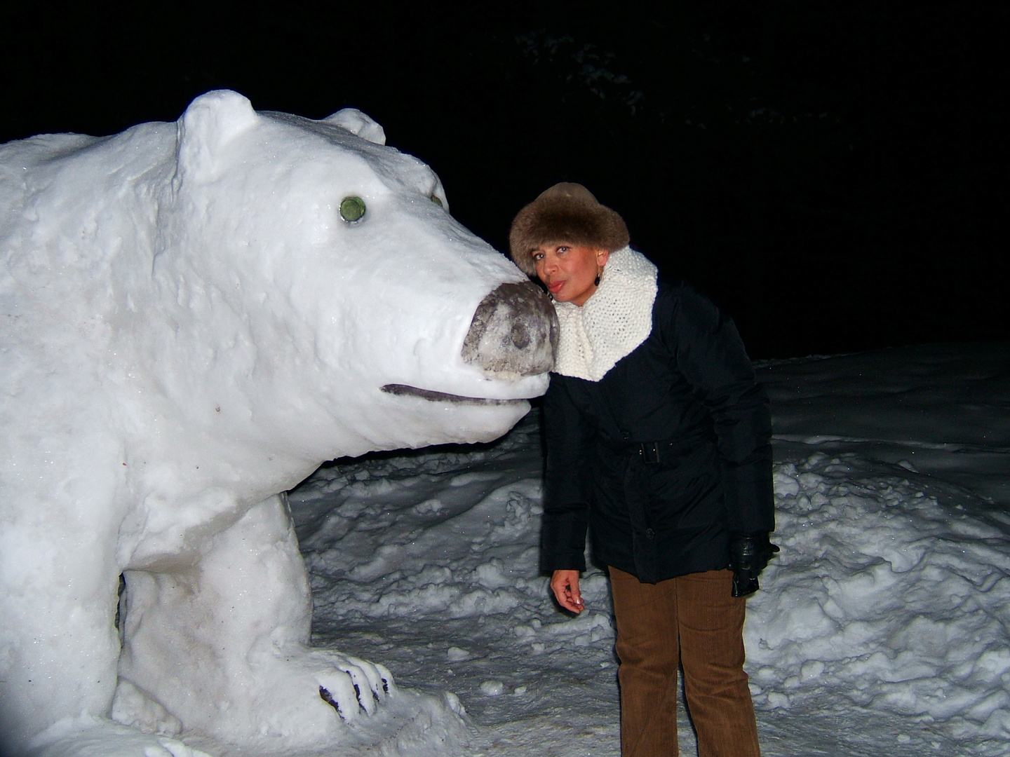 Der mächtige Eisbär zu küssen braucht man Mut ;-)