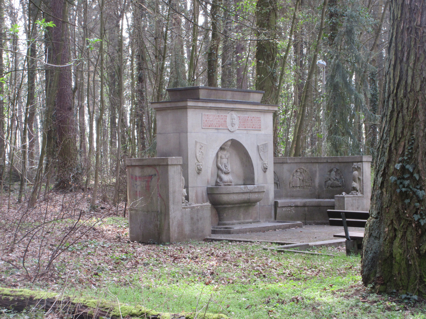 Der Märchenbrunnen