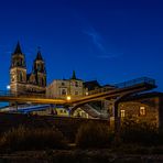 Der Magdeburger Dom aus dem Flußbett der Elbe fotografiert...