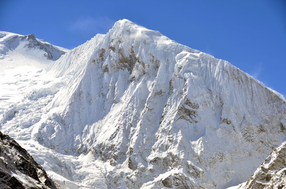 Der Manaslu Nord (6994 m) auf der Manaslu-Runde 