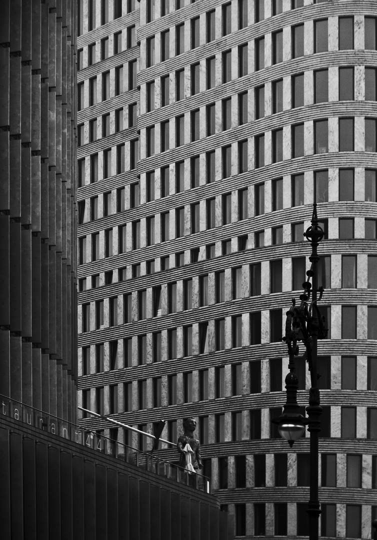 Der Mann auf dem Balkon Foto Bild fotos city world Der Mann auf dem Balkon Foto Bild fotos city world