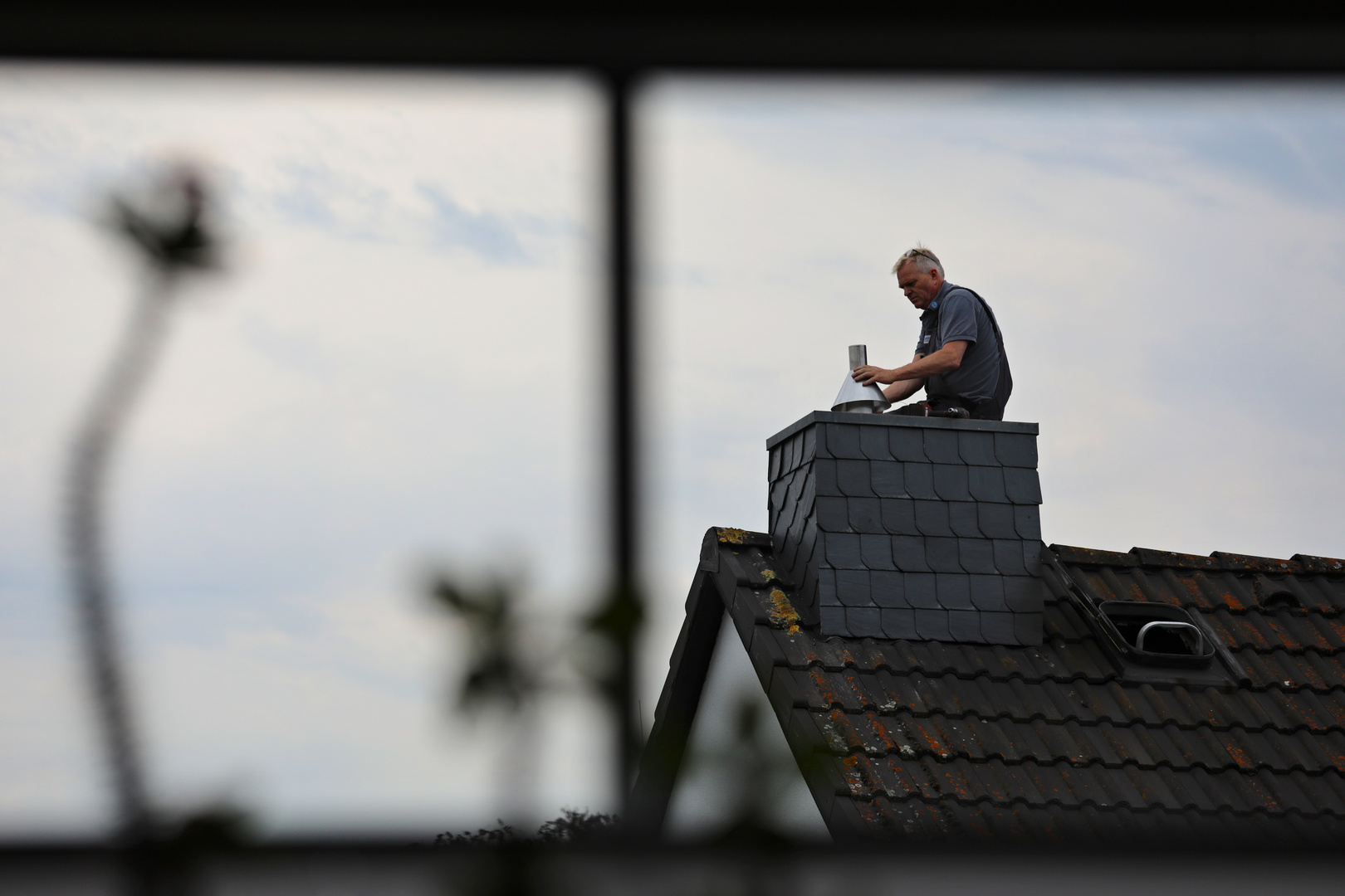 der Mann mit dem Dachschaden