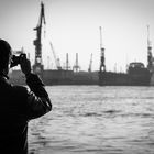 Der Mann und der Hafen