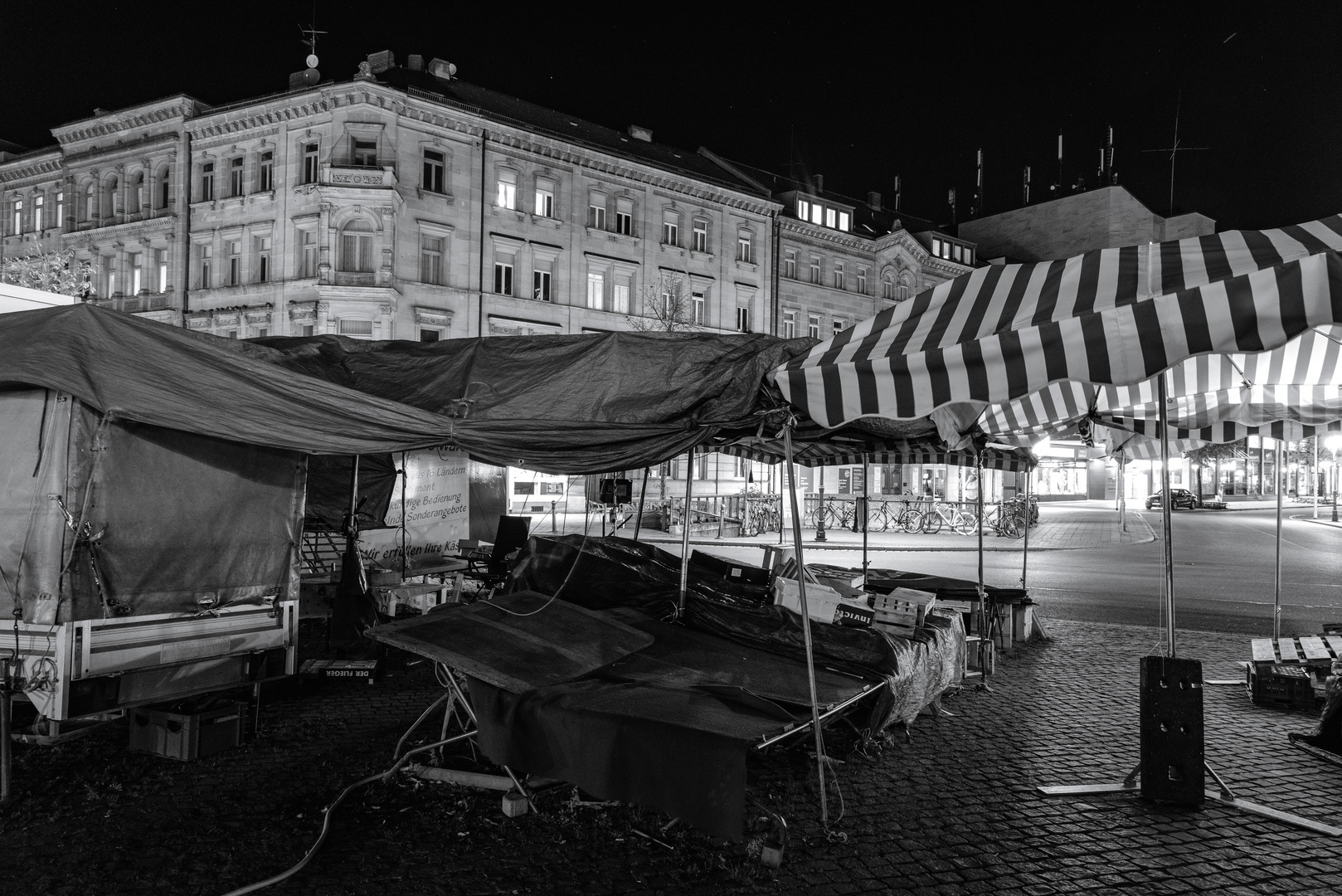 Der Markt ist zu Bett