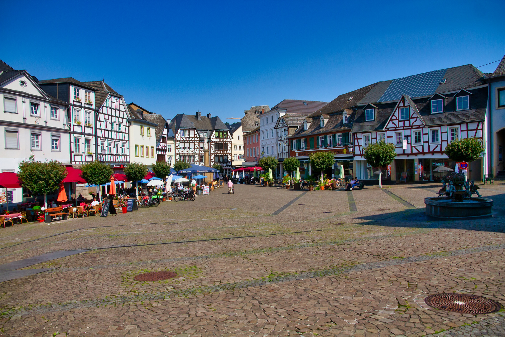 Der Marktplatz in Linz am Rhein