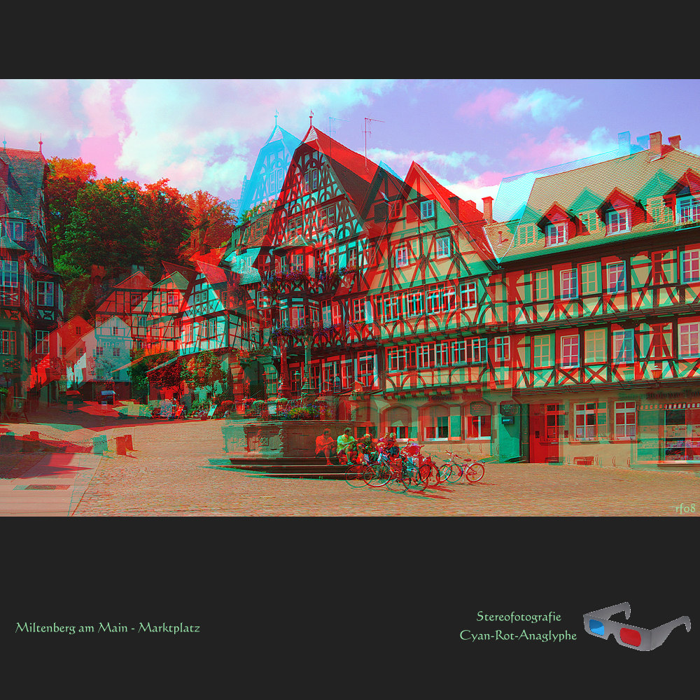 Der Marktplatz von Miltenberg / Main - Stereofoto als Rot-Cyan-Anaglyphe