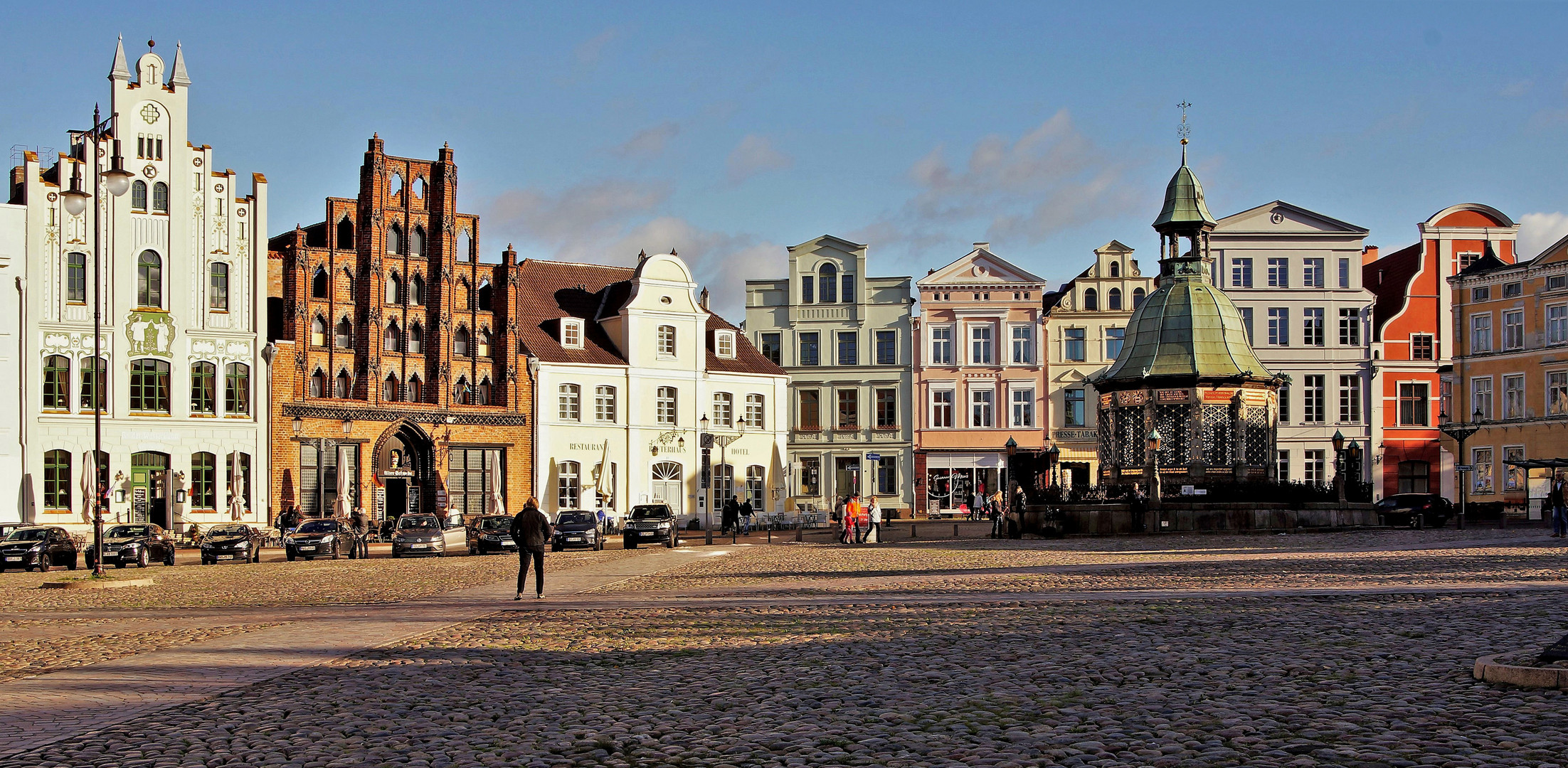 Der Marktplatz von Wismar...