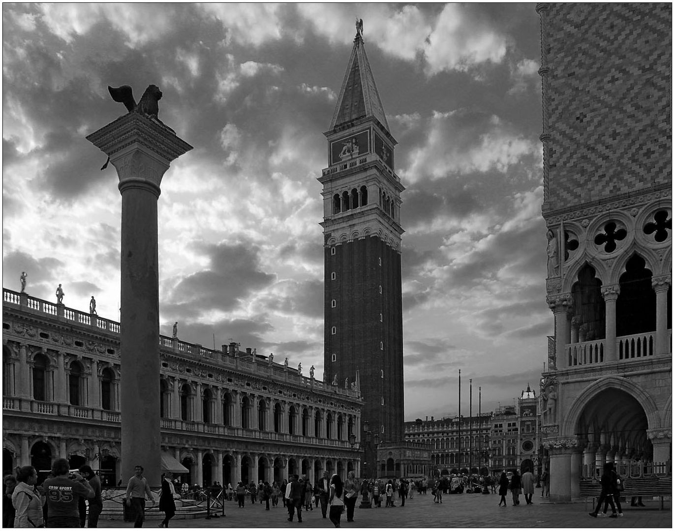 Der Markusplatz in Venedig