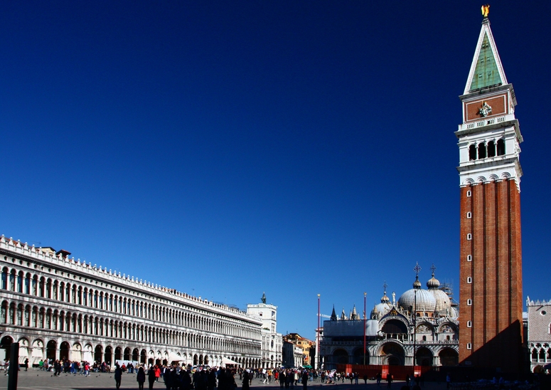 Der Markusplatz in Venedig im Okt.2011