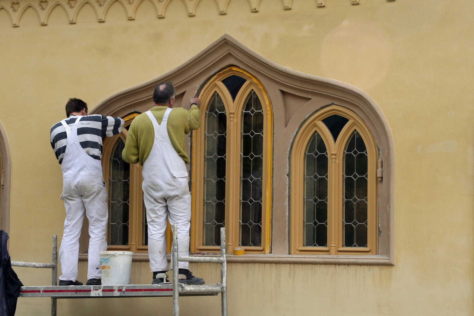 Der Marstall des Branitzer Schlosses bekommt neue Fenster