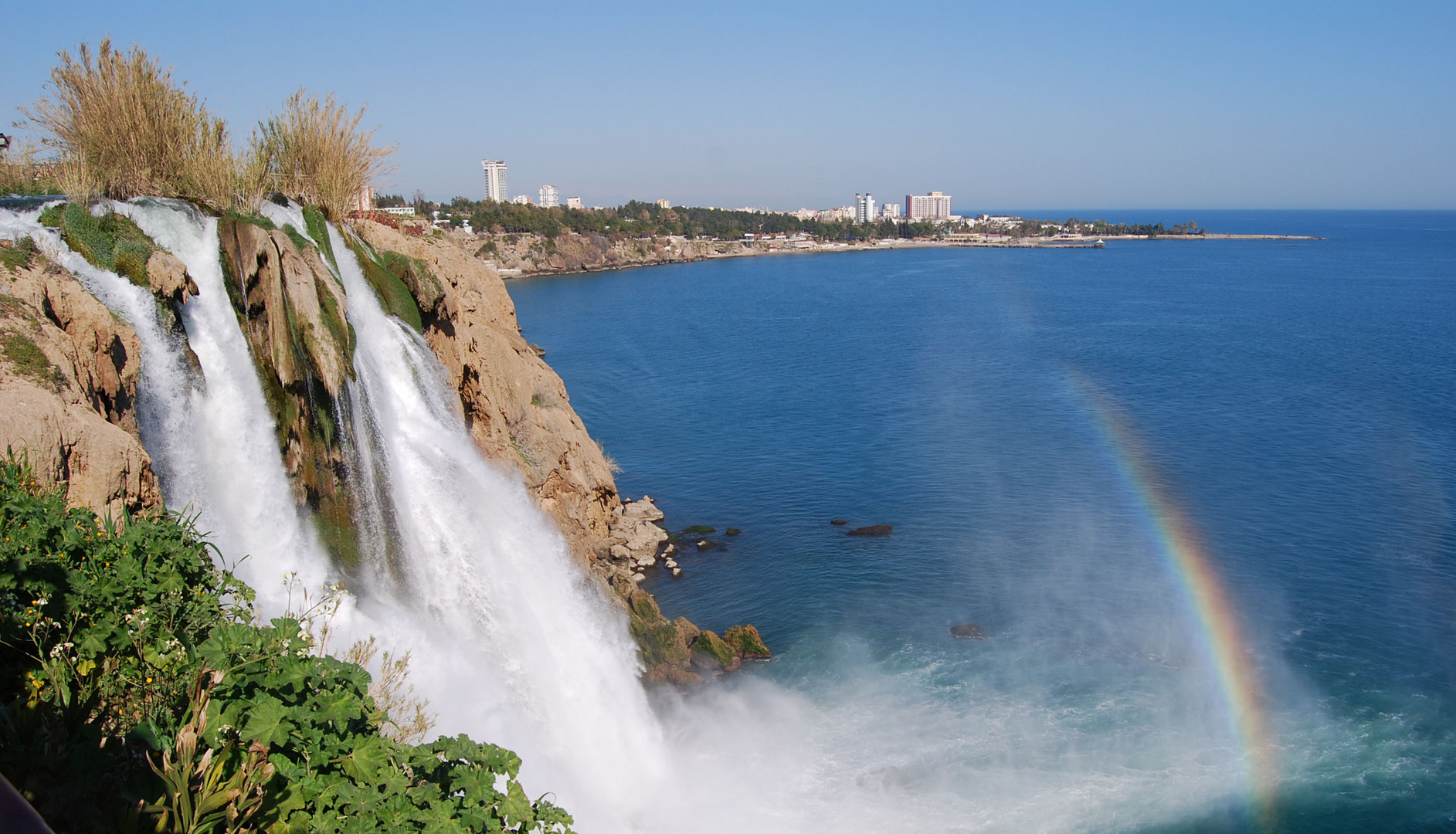 der Melonenaufhebende Wasserfall 2