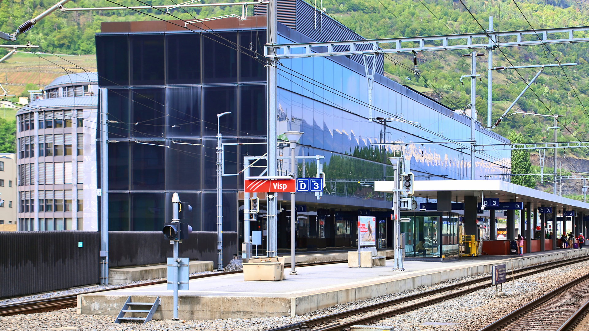 Der Meturspurbahnsteig in Visp