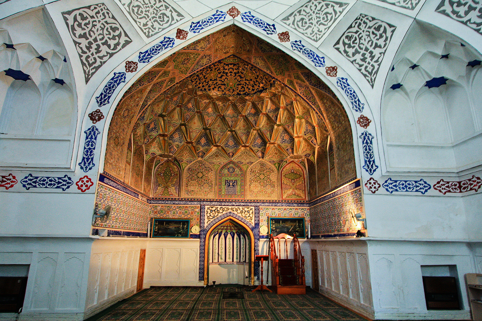 Der Mihrab in der Wintermoschee