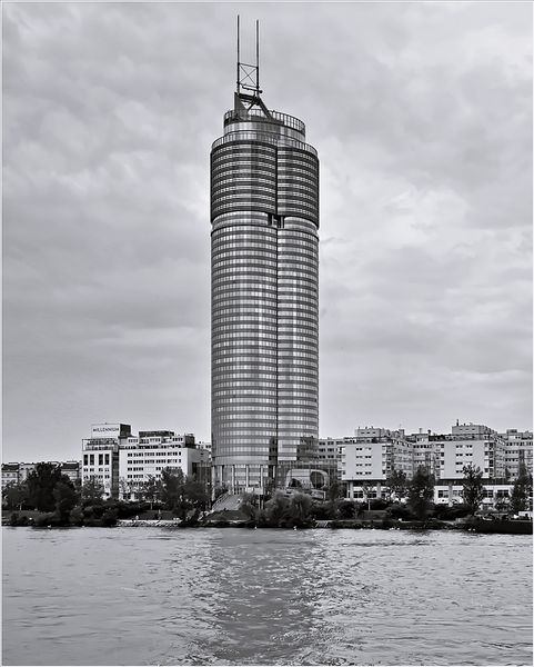 Der Millenium-Tower