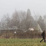 'DER MIT DEM WOLF TANZT' IM BERLINER NEBEL