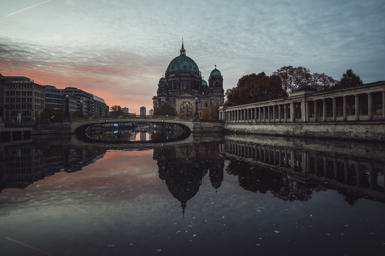 Der Moment bevor die Sonne aufgeht