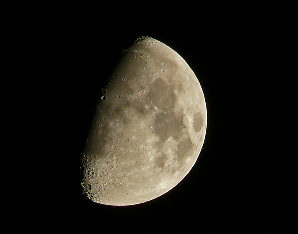 Der Mond am 24.03.2010