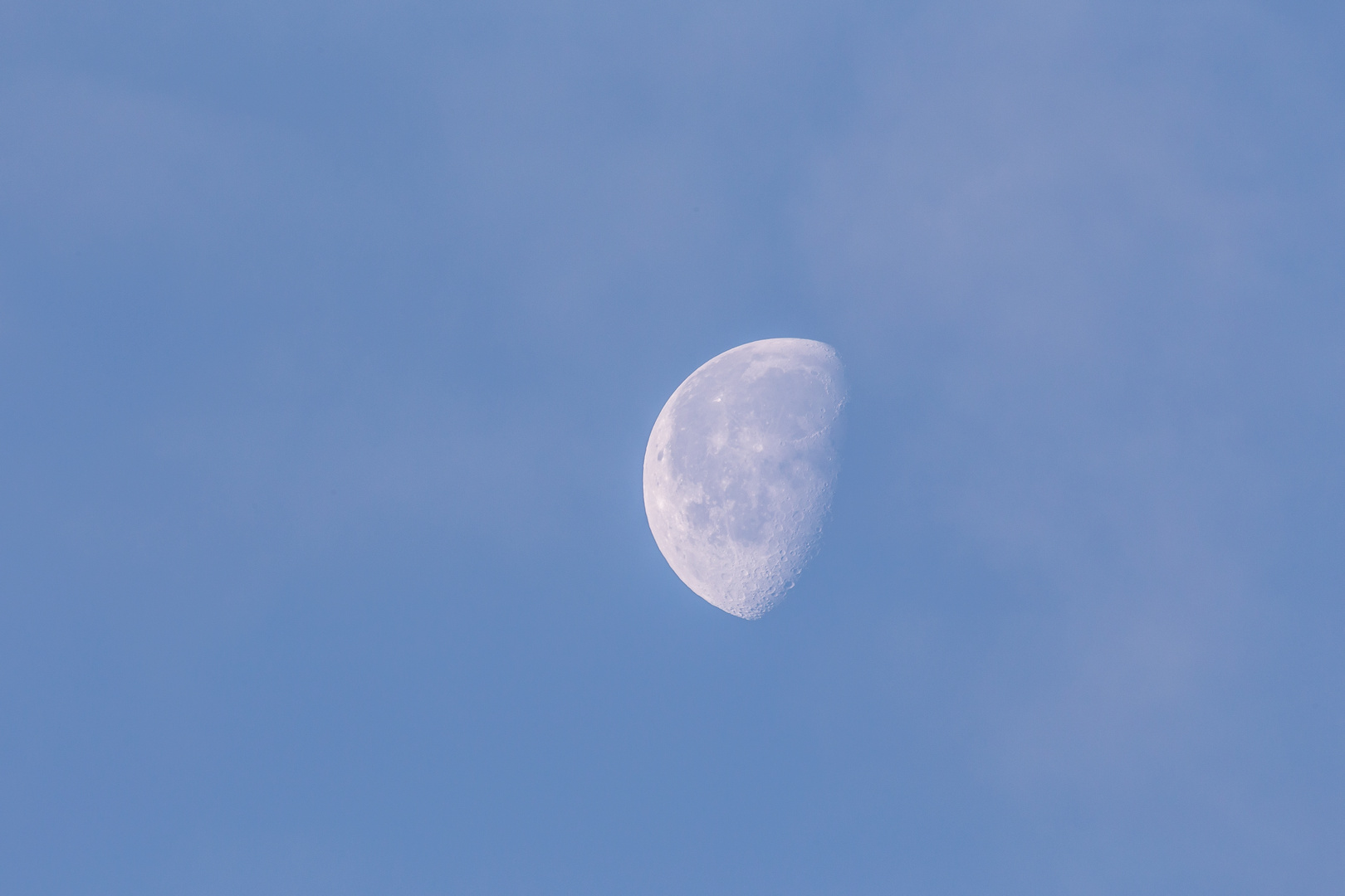 Der Mond am frühen morgen 