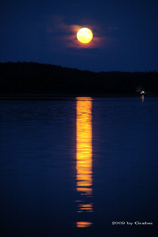 Der Mond geht auf 2...