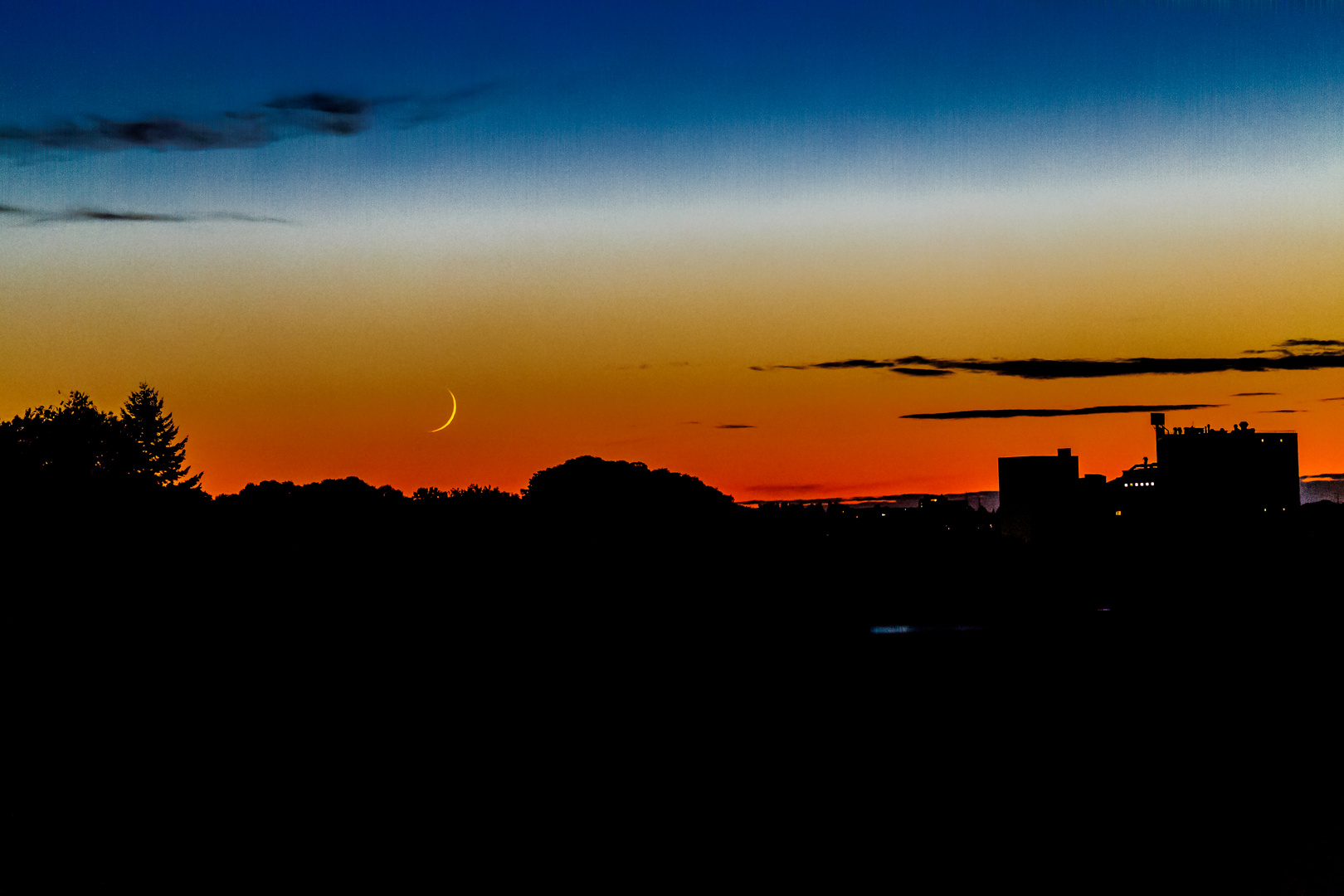 Der Mond geht auf