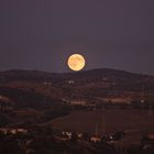 Der Mond geht auf über Civitavecchia