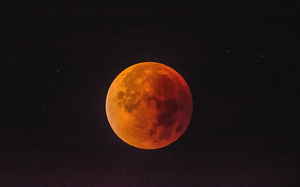 Der Mond heute früh um 05 Uhr 17 ....