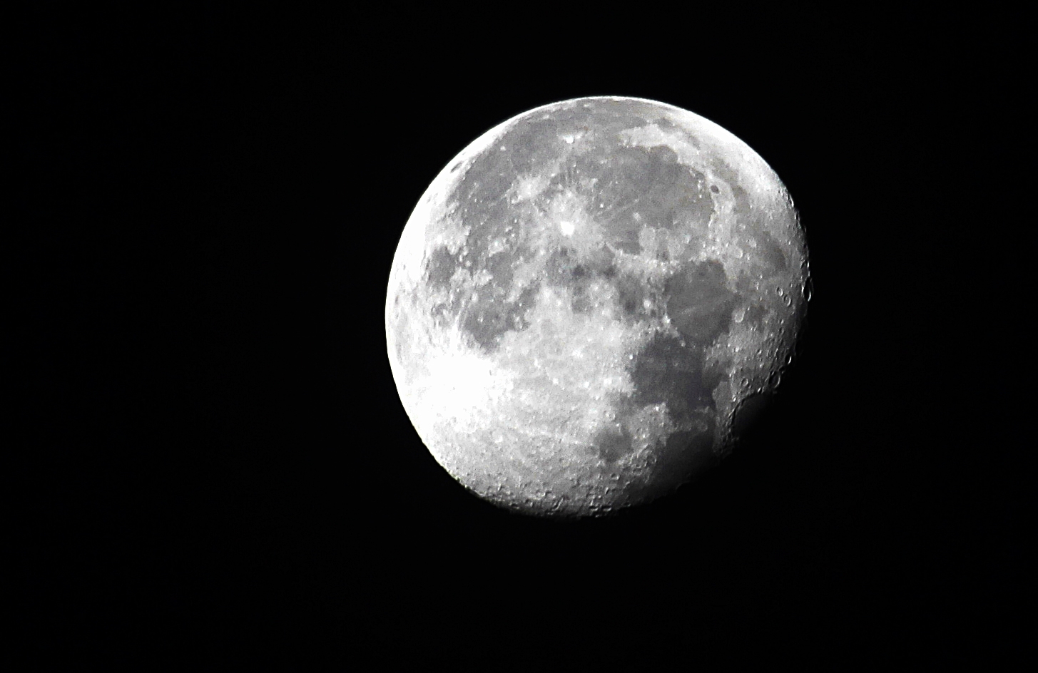 Der Mond heute um 7:30 in Gelsenkirchen