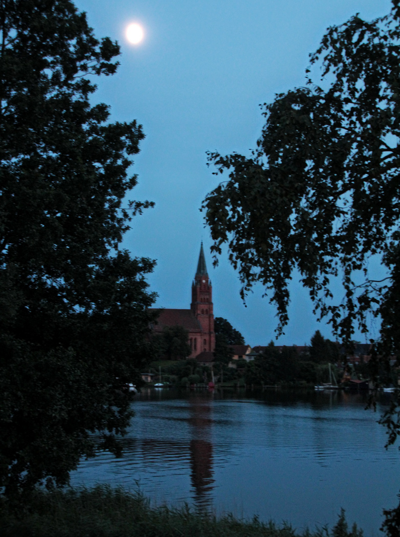 Der Mond ist aufgegangen