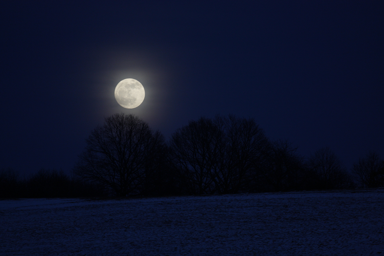 Der Mond ist aufgegangen