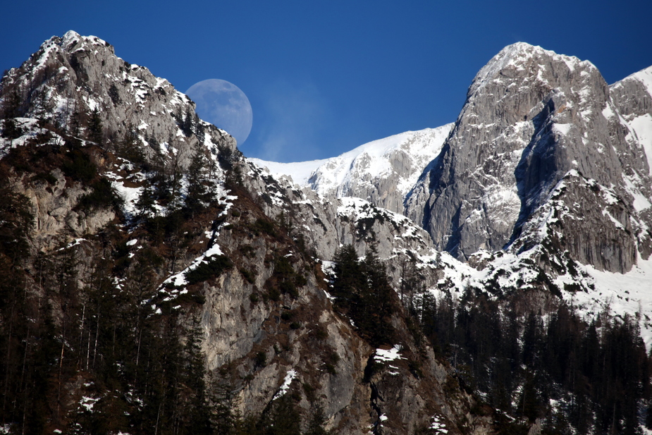 Der Mond ist aufgegangen...