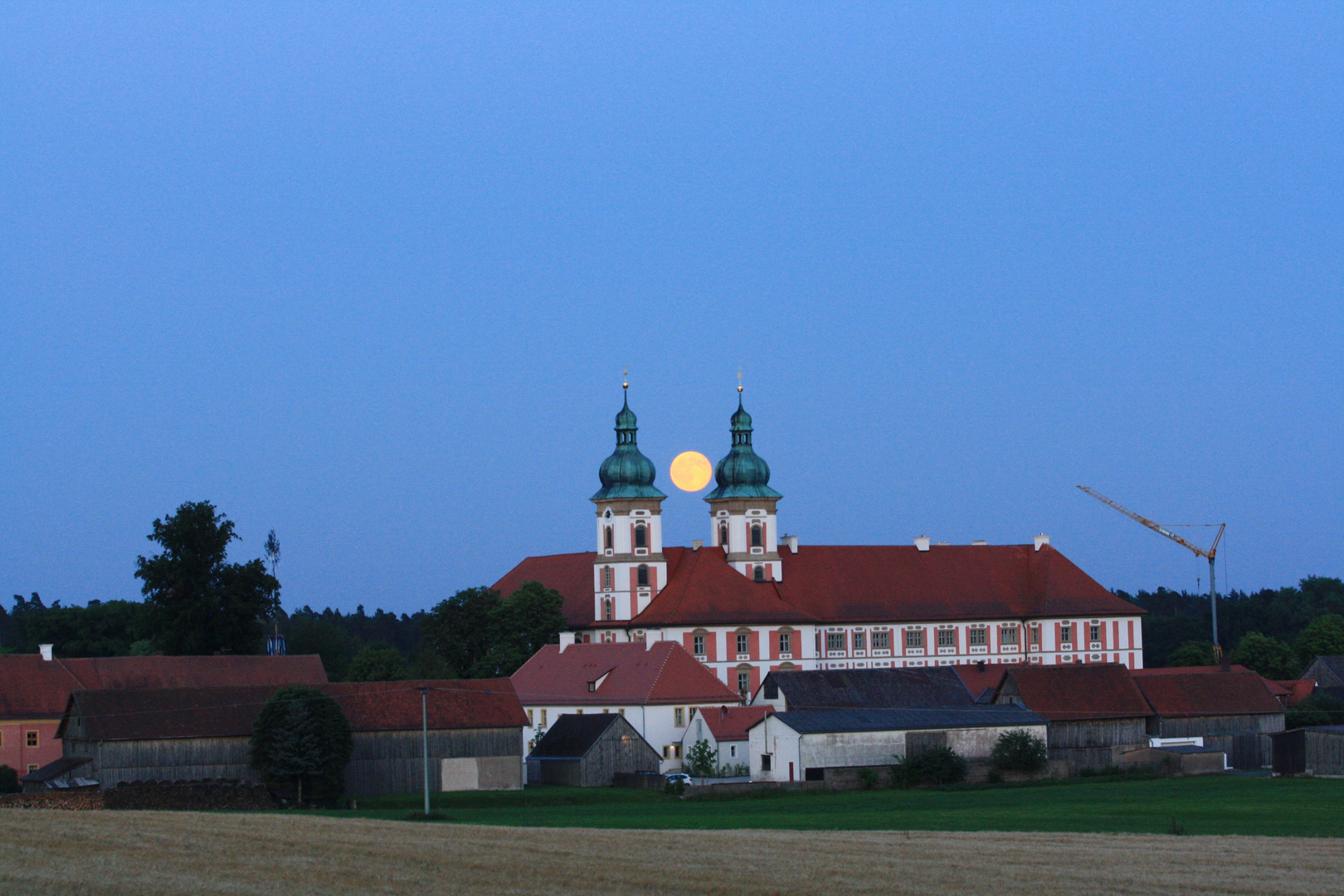 Der Mond ist Aufgegangen