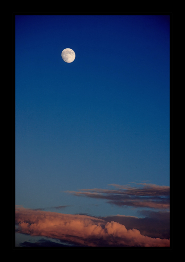 Der Mond ist aufgegangen