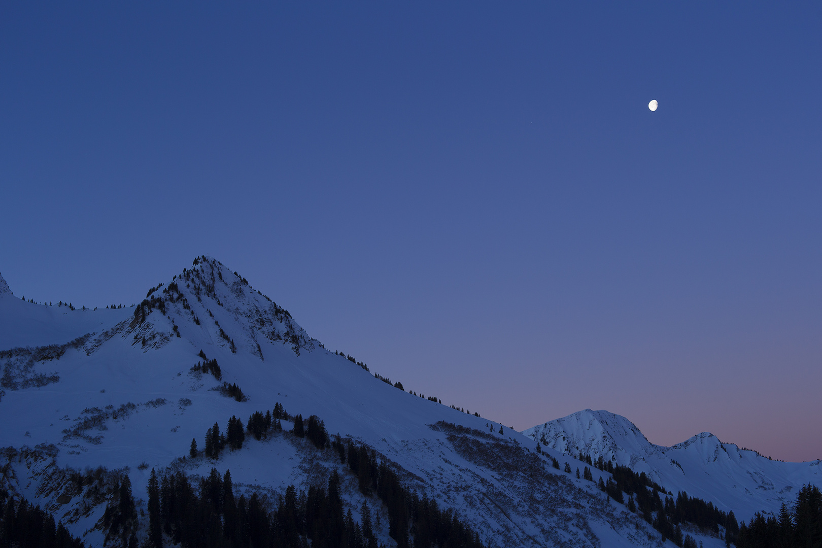 Der Mond ist aufgegangen