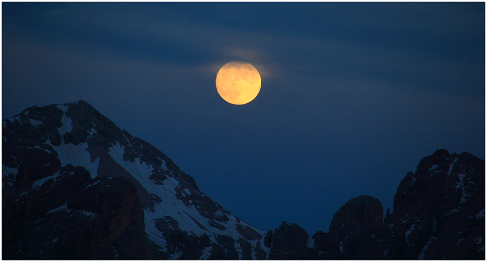 Der Mond ist aufgegangen...