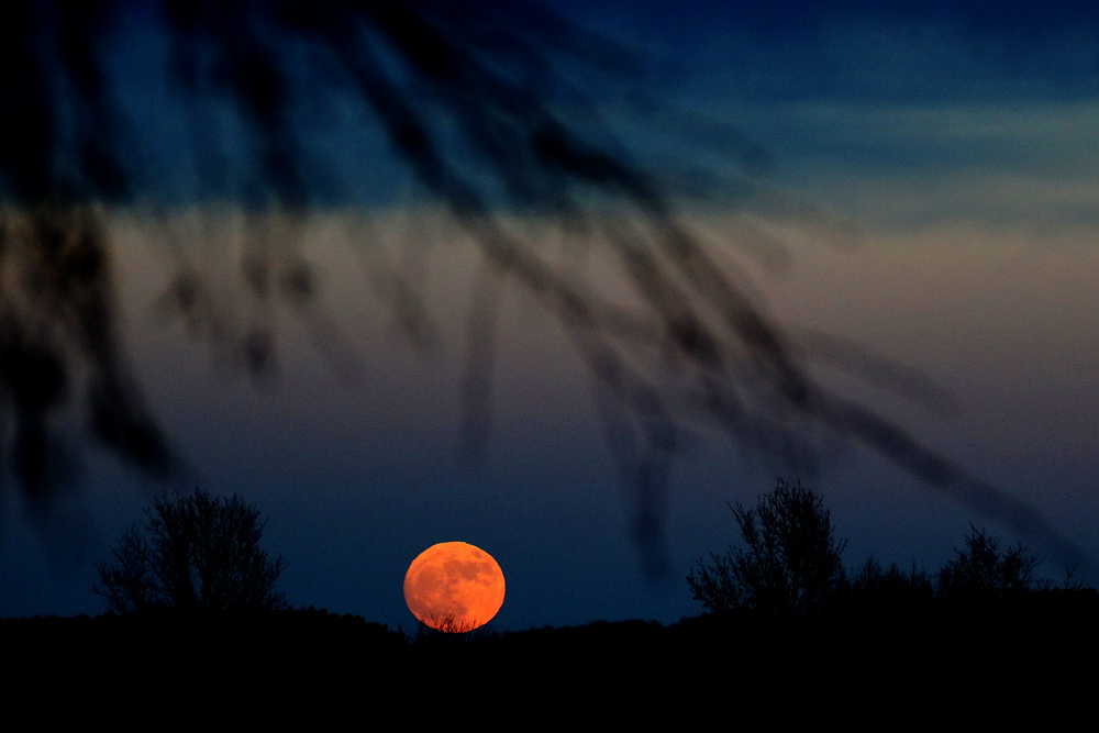 der Mond ist aufgegangen