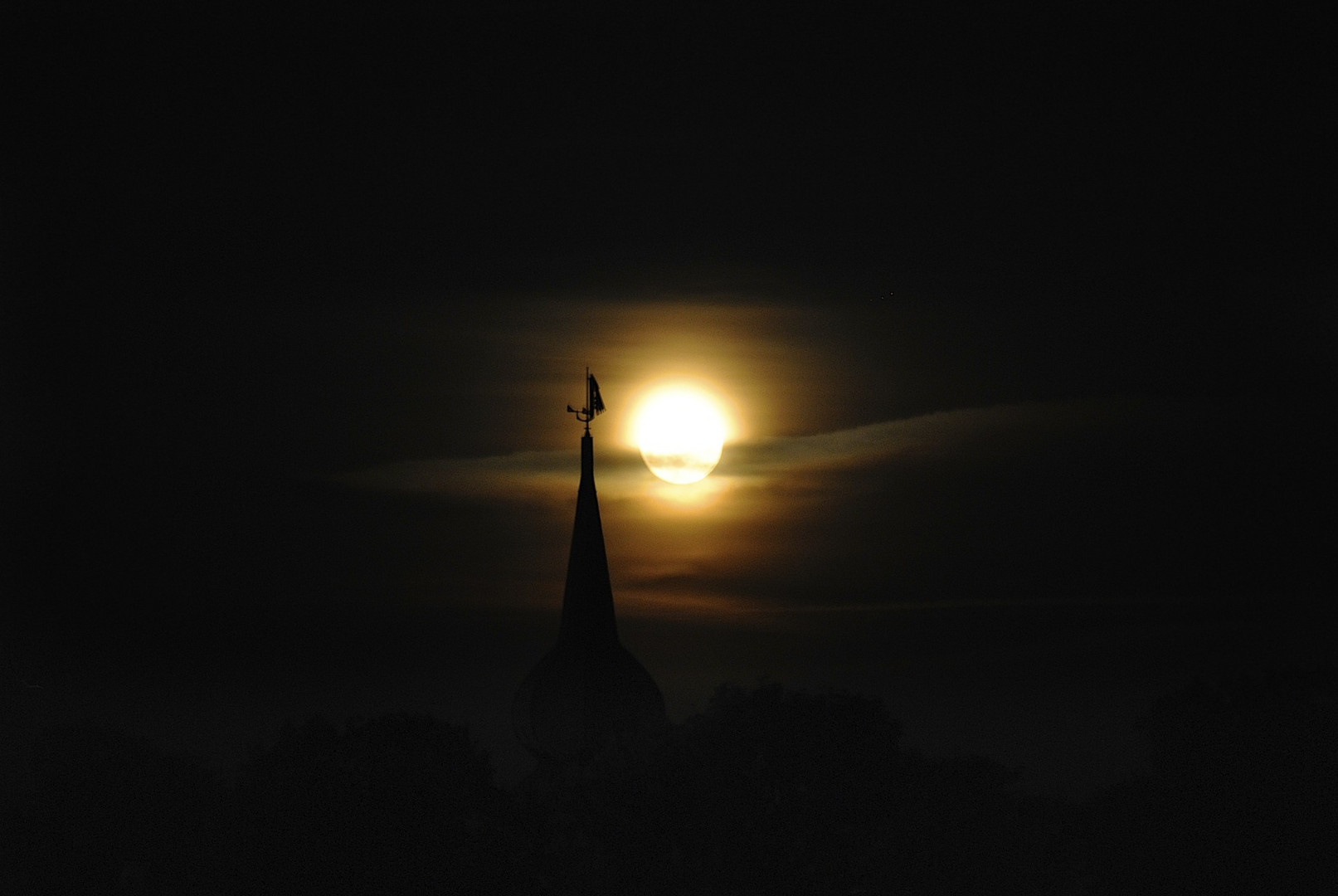 Der Mond über Breckerfeld (2)