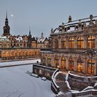 Der Mond über dem Zwinger