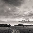 Der Mond über der Landskrone (Ahr)