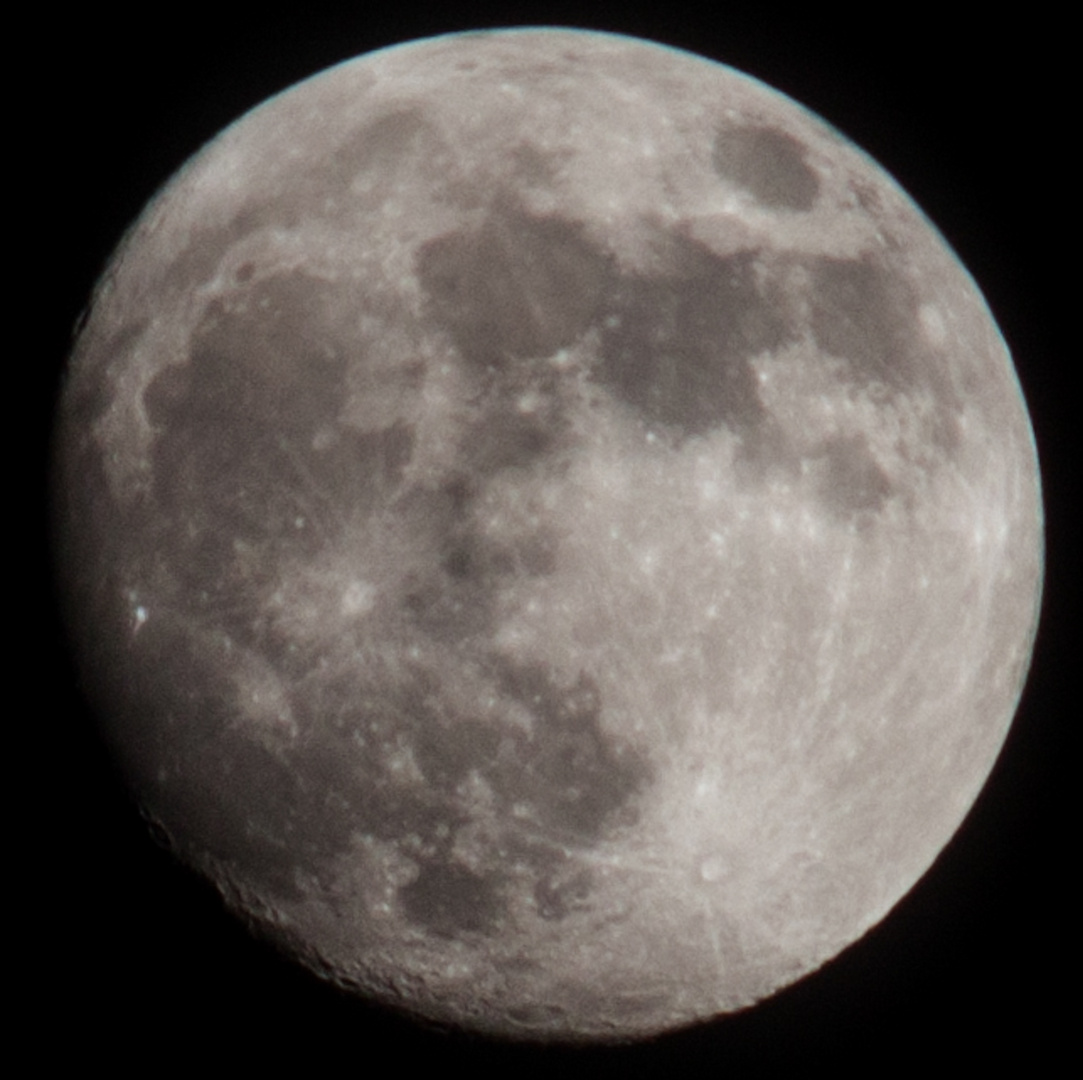 der mond über meinem balkon