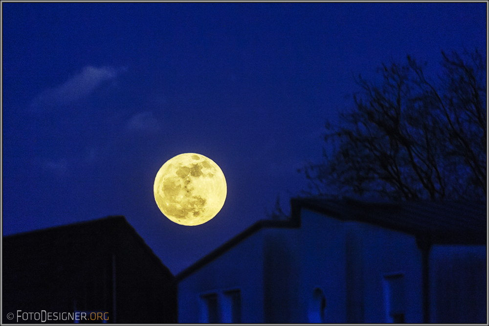 « Der Mond von Wanne-Eickel... »