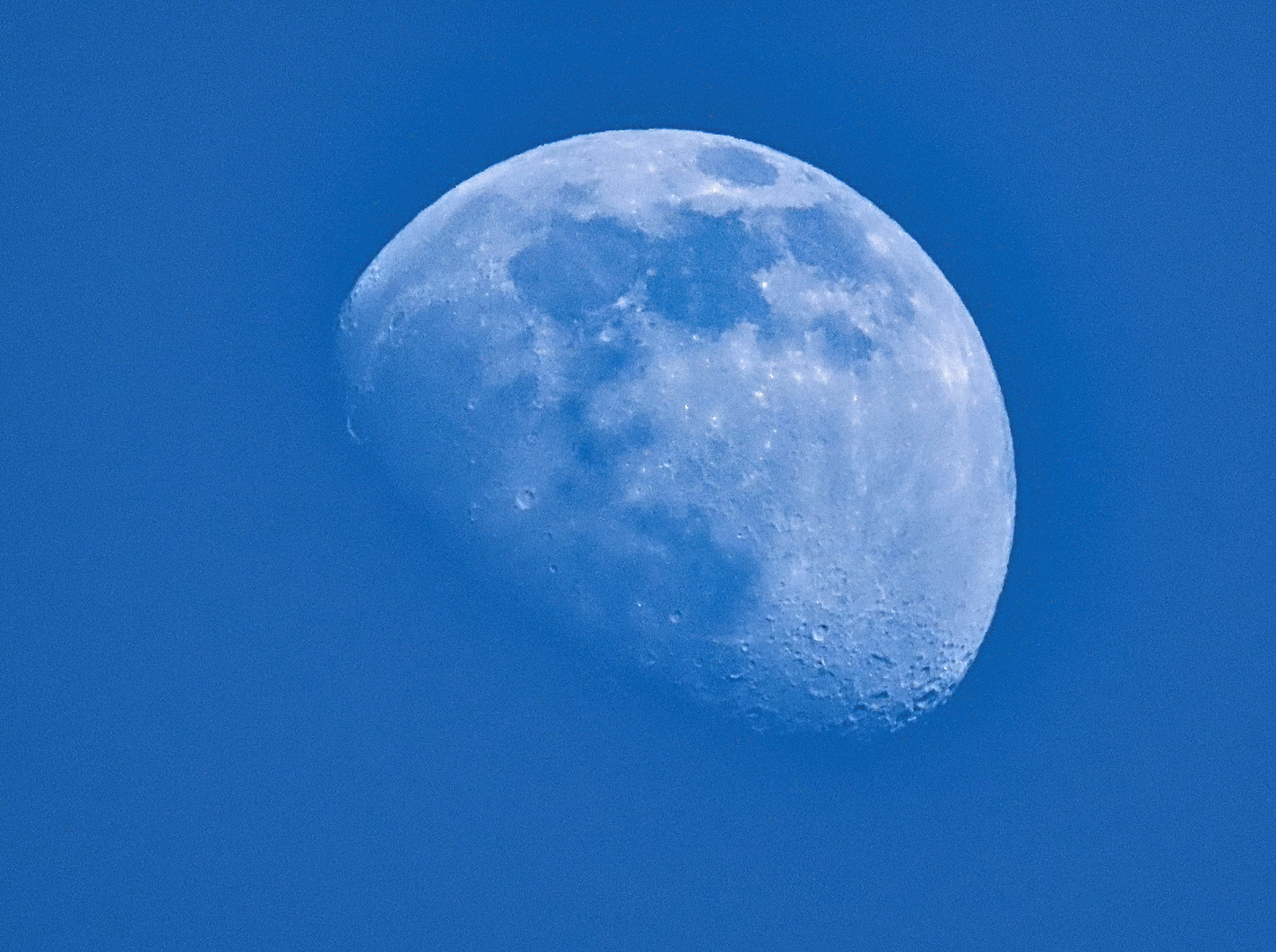 Der Mond zum blauen Montag heute